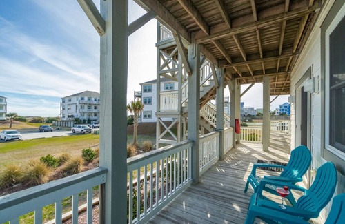 Emerald Isle Apartment | Isle In The Sun Condo