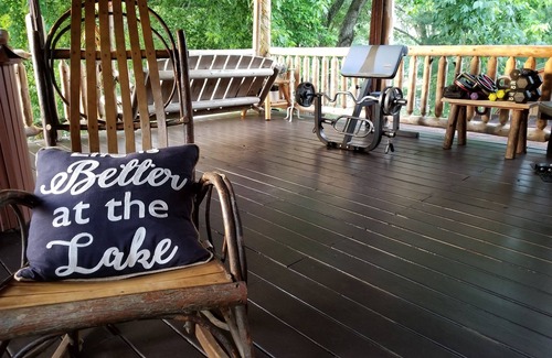 La Follette Cabin | 🎄ISOLATION VACATION! Majestic Lakefront Hideaway/Dock & near ATV Trails❇
