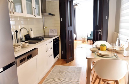 Cihangir Apartment | İstanbul Guesthouse (Adults Only 12+)