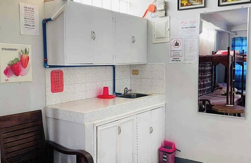Puerto Princesa City Centre House | Istroberi Inn Palawan near Airport