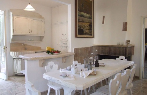 Marina di Castagneto Carducci Apartment | Lovely apartment for 8 guests with WIFI, TV and patio