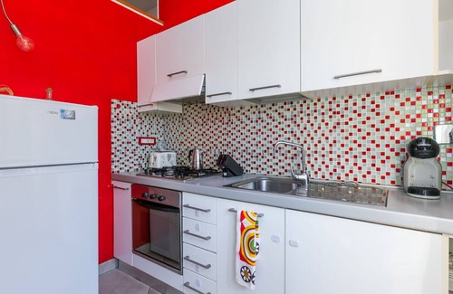 Rosignano Solvay Apartment | Lovely apartment for 3 people with WIFI, A/C, TV, patio and pets allowed