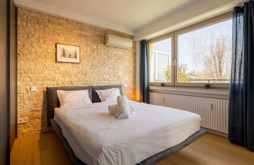 Limpertsberg Apartment | Italian Design Penthouse - City View ID21