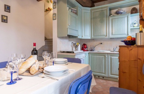 Cascine-La Croce Apartment | Italian Experience - Il Borgo Apartment