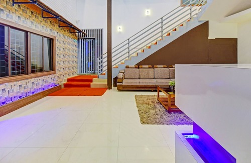 Stuart Hill House | Itsy Hotels Igloo Residency Raja Seat