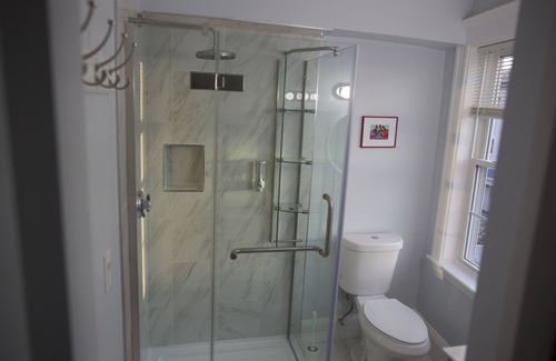 Meeting House Hill Apartment | IV New apartment with Luxury amenities in Boston