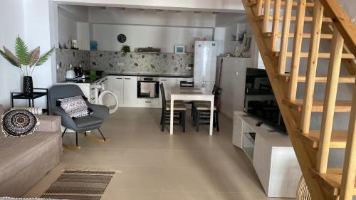 Perivolion House | Ivoni Family House