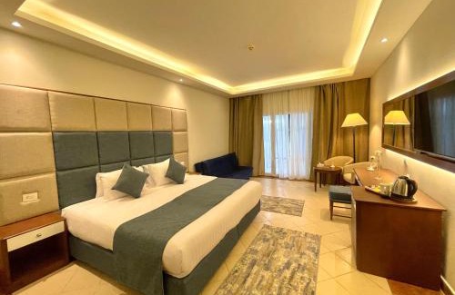Ras Nasrani Resort | Ivy Cyrene Island Aqua Park Resort