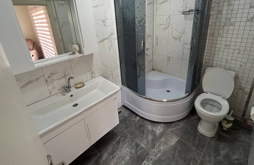 Nilufer Villa | Iznik Sunshine Lake House with stunning views