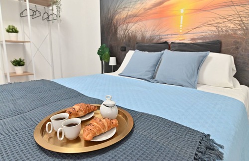 Pula Bed & Breakfast | IzzHome Cozy Room