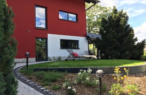 Remptendorf House | Jäschner “Villa Luftig”