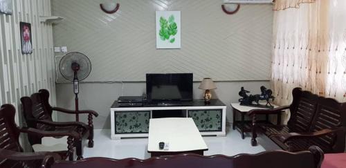 Sibu House | J & I Roomstay 2 Person with shared bathroom