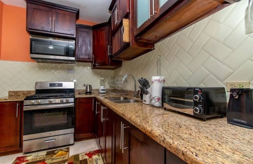 Spanish Town Apartment | J&R Sunshine Retreat
