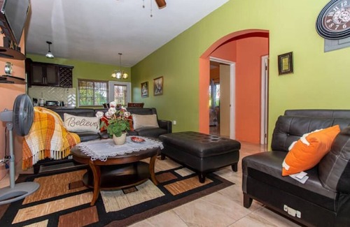 Spanish Town Apartment | J&R Sunshine Retreat