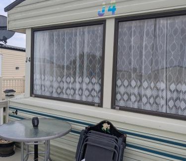 Skegness Ski Chalet | J4 Millfields 4 berth lead person must be over 30