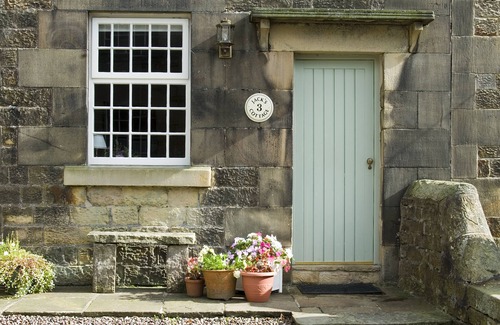 Longnor Cottage | Jack's Cottage -Beautifully Restored Period Holiday Cottage in the Peak District