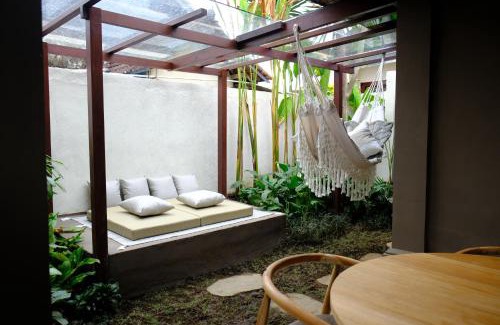 Kutuh Kaja Villa | Jade stone villa