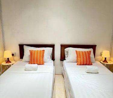 Kuala Berang House | JAMBU MANIS STAY- WIFI, NETFLIX, Business Traveller Friendly, Family Comfort, Easy access to Town