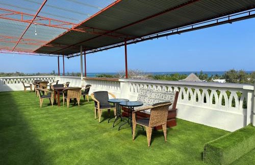 Diani Beach Apartment | Jameela House, 3 mins to Diani Beach, Massage, Laundry, Transport & Catering Available