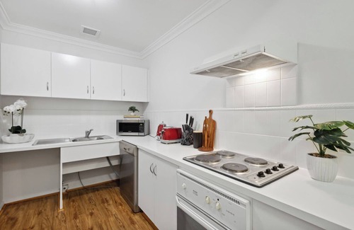 Northbridge Apartment | James Street Joy - 1BDR 1BTH 1PRK