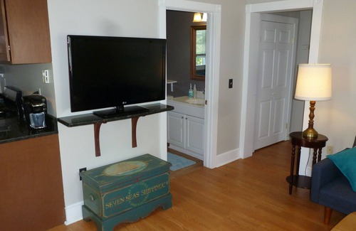 Jamestown Apartment | Jamestown Village Private Apartment