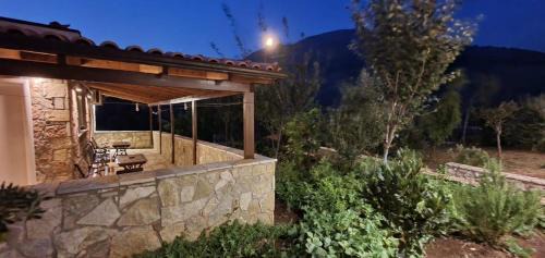 Himare House | Jardin miraculeux