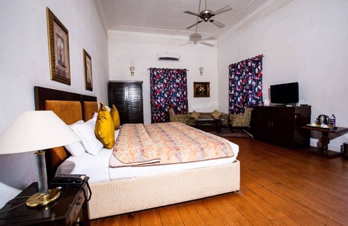 Bengaluru Hotel | Jayamahal Palace Hotel