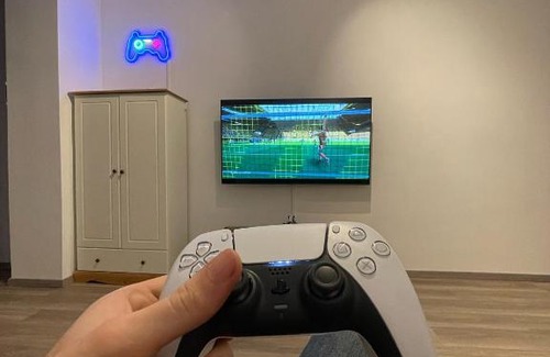 Dortmund Apartment | JayBnB - PS5 55 Zoll 4K TV Gaming Apartment