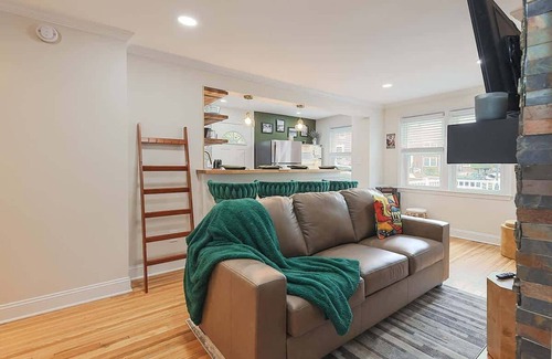 Parkville Apartment | Jazzkey Suite & Kindred Retreat