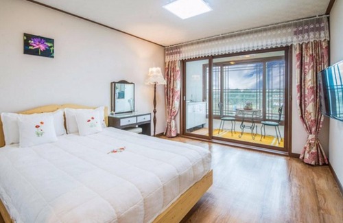 Downtown House | Jeju Bada Dream Pension