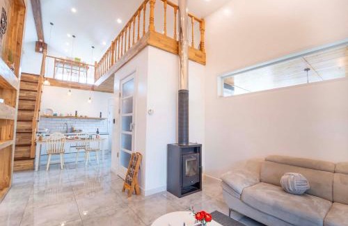 Hallim House | Jeju Love Stay Pink