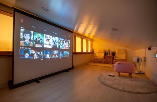 Hallim House | Jeju Love Stay Pink