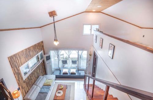 Hallim House | Jeju Love Stay Yellow