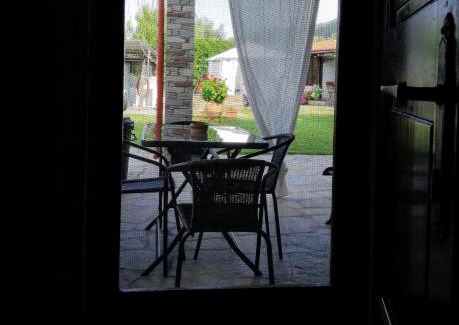 Vourvourou Apartment | Jenny's Garden