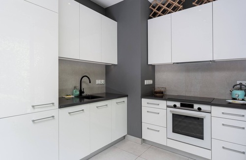 Pradnik Bialy Apartment | Jesionowa Homely Apartment with Garden