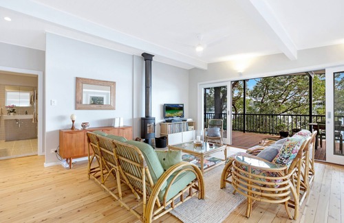 Killcare House | Jetty's End water front beach house