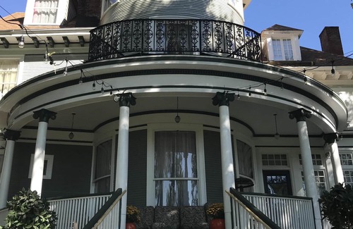 Davenport House | Jewel in the Crown-Fully Restored Mansion For Reunions, Parties & Groups Slps 21
