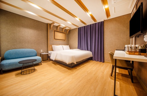 Chinju Hotel | Jinju Hotel Servi