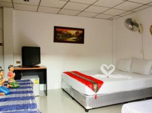 Karon House | JJ karon beach hotel