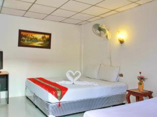Karon House | JJ karon beach hotel