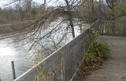 Cheboygan Apartment | JOE'S RIVER ESCAPE