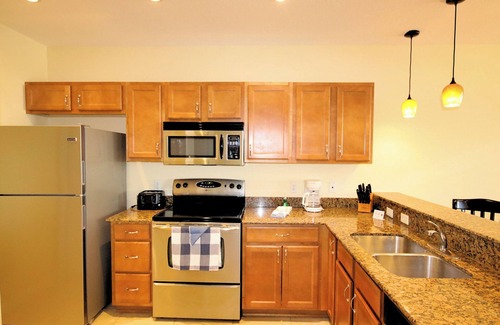 Madeira Beach Apartment | John's Pass Hotel