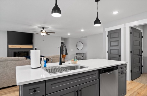 Clarksville House | John's Place 1365 Isaiah Drive