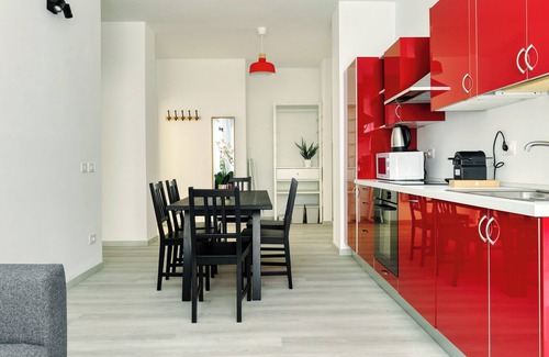 Bullona Apartment | JOIVY Charming 2BR Flat near City Life