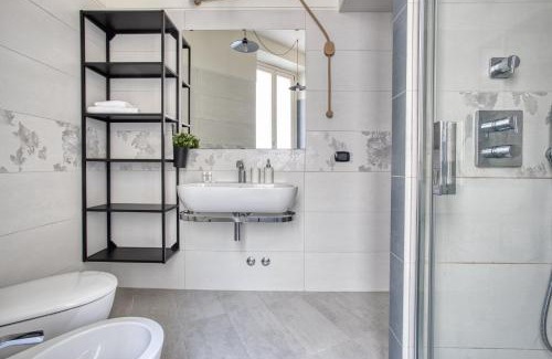 Zona Farini Apartment | JOIVY Elegant flat Easy Access to Centre