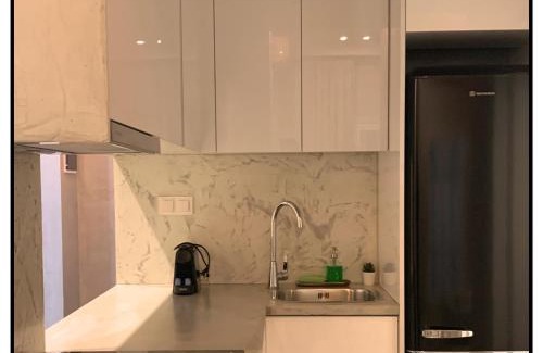Thessaloniki City Centre Apartment | Jolene