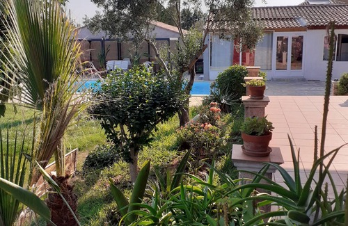 Pignans House | Joli T1 Avec Piscine et Parking Privé
