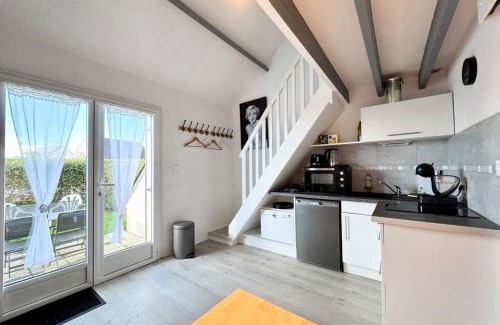 Guidel-Plages House | Jolie maisonnette - 300m des plages piscine