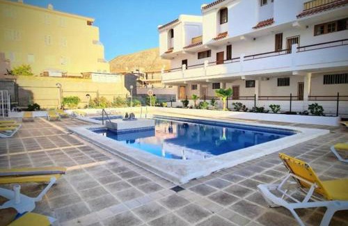 Los Cristianos Apartment | Joy & Friends 1