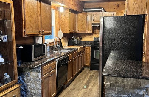 Piper Gap Cabin | Joy Ranch Cabin in the Blue Ridge Mountains 2600sqft